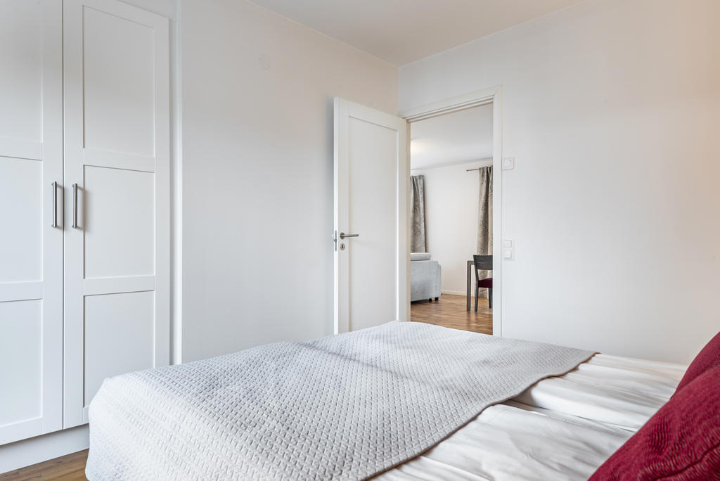 Bilderna kan vara från olika 78 kvm stora typlägenheter.