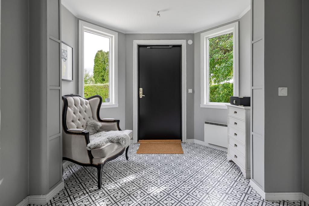 Hall från entré på framsidan.