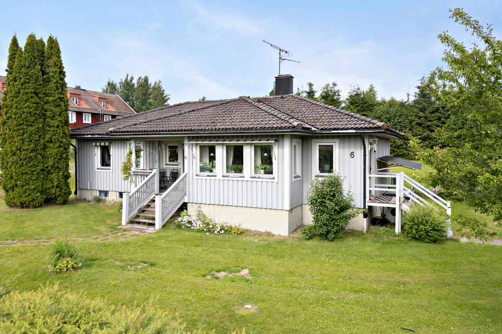 Fasad, framsida