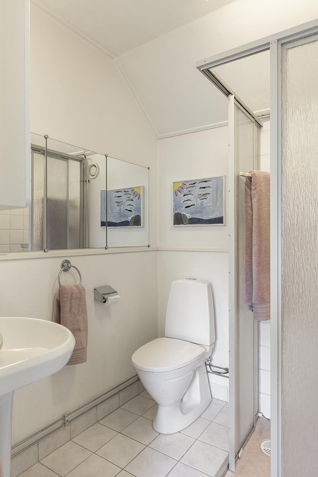 Badrum på ovanvåning