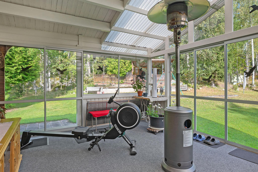 Ljus och rymlig altan