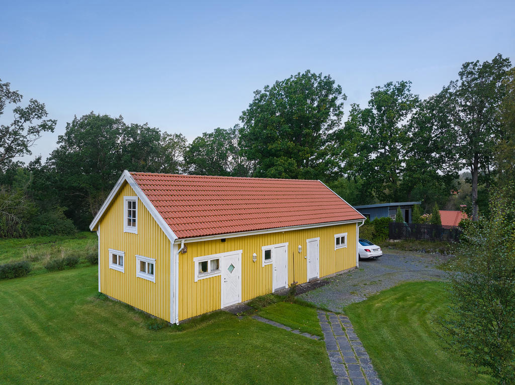 Förrådsbyggnad med kontor