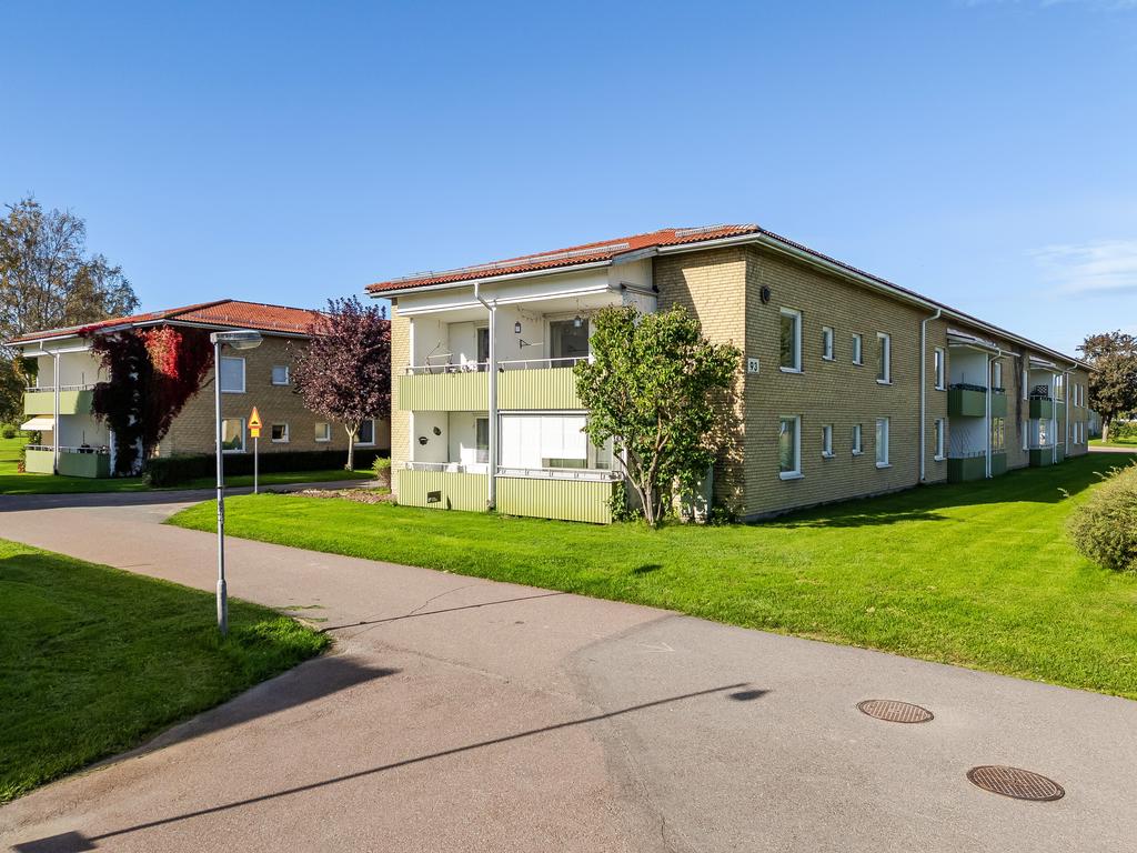 Cykelväg utan för huset. 