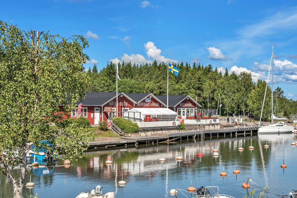 Herrängs marina
