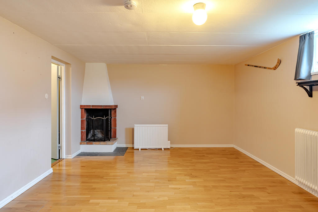 Mysigt med öppens spis.