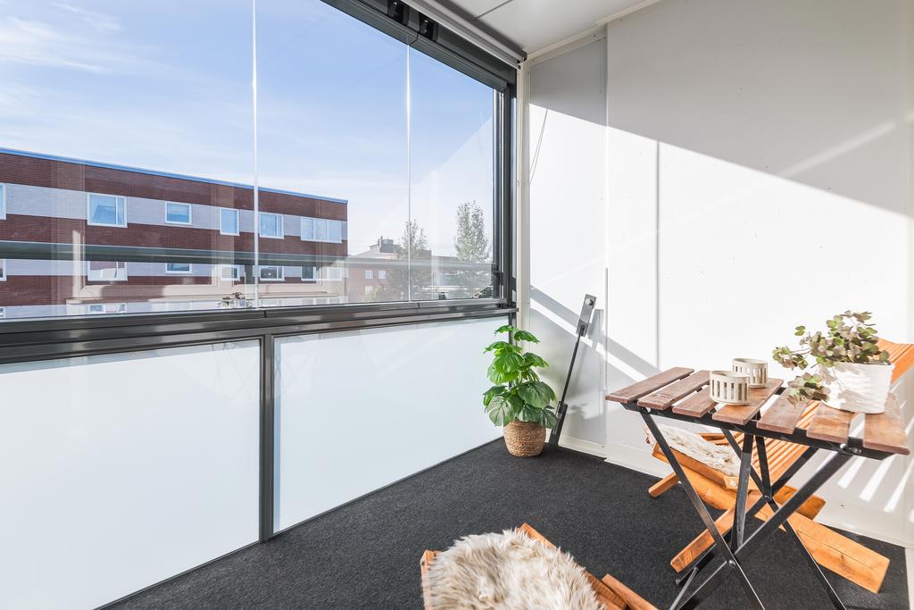 Ny inglasad balkong från 2025