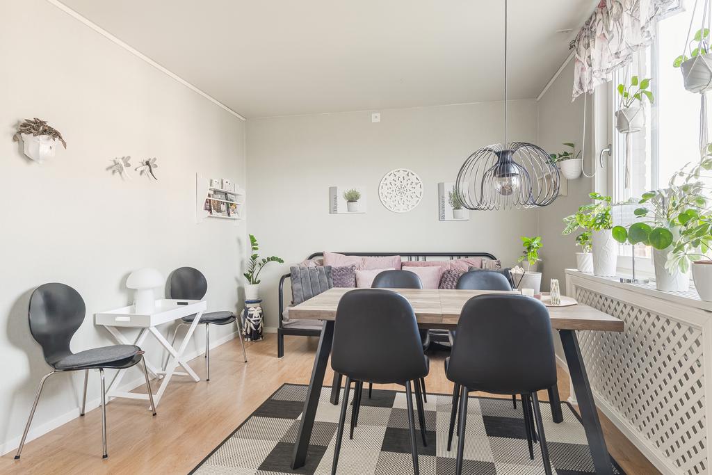 Rymlig matplats