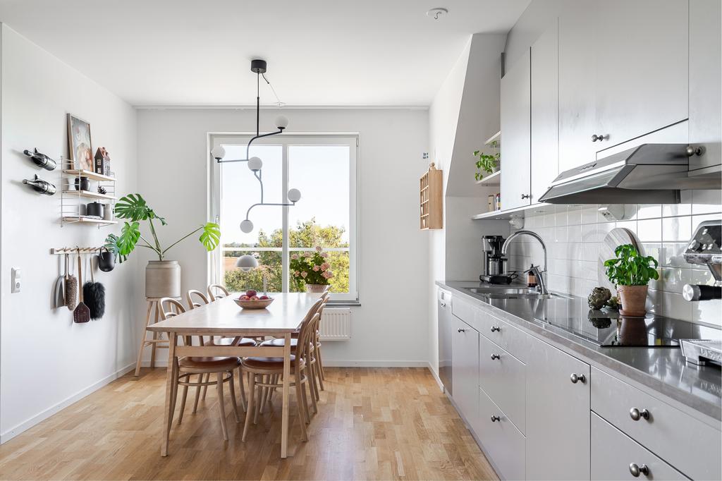 Plats för stort matbord