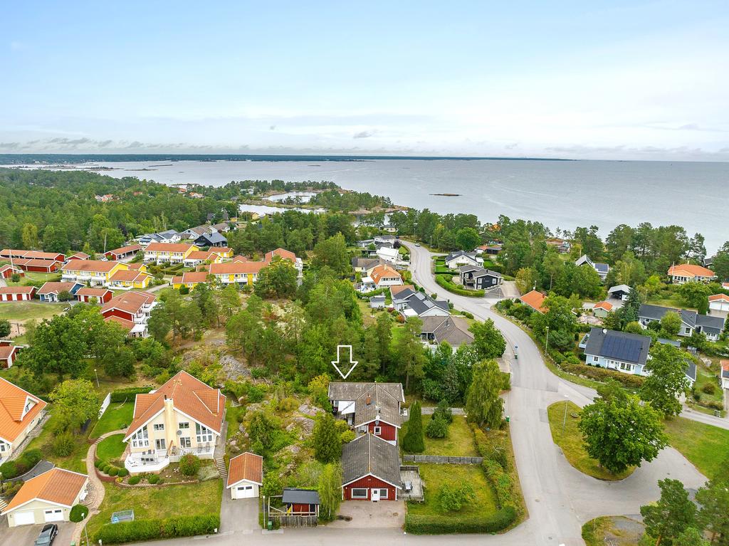 2 huskroppar på samma tomt