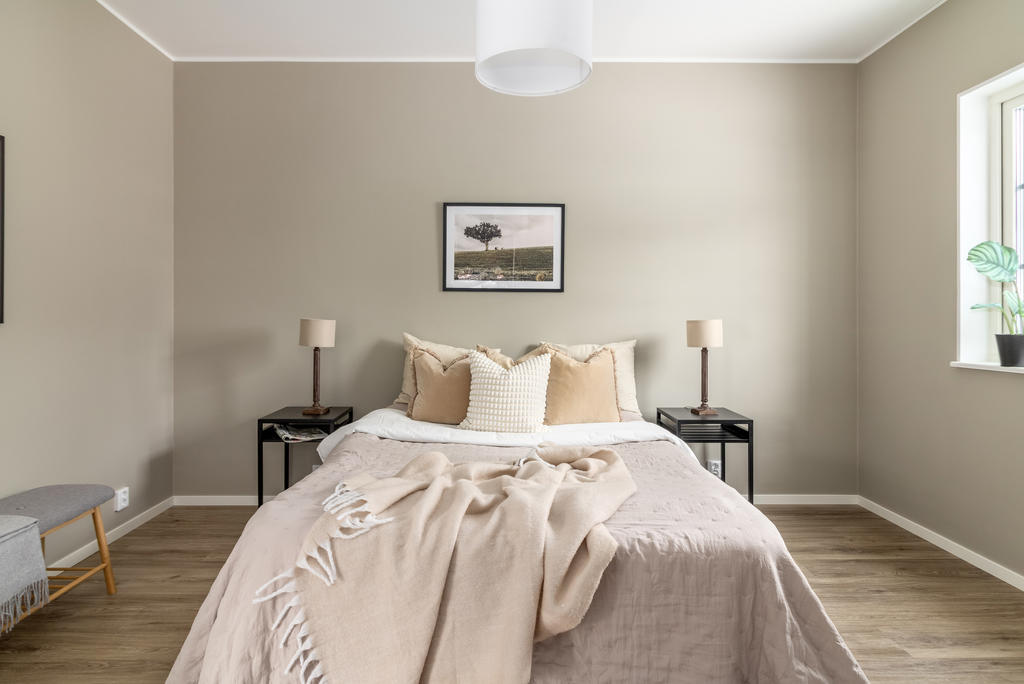 Sovrum 1 - eget badrum & klädkammare
