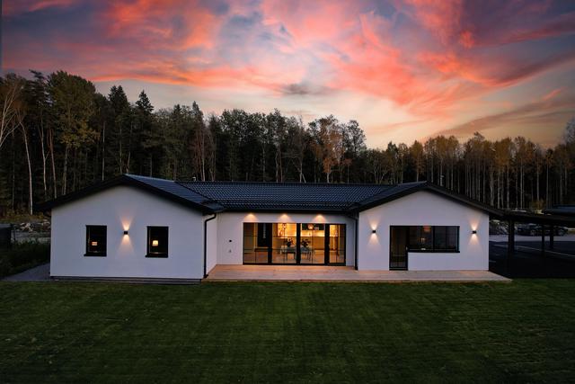 Exempelbild  - spegelvänd planlösning