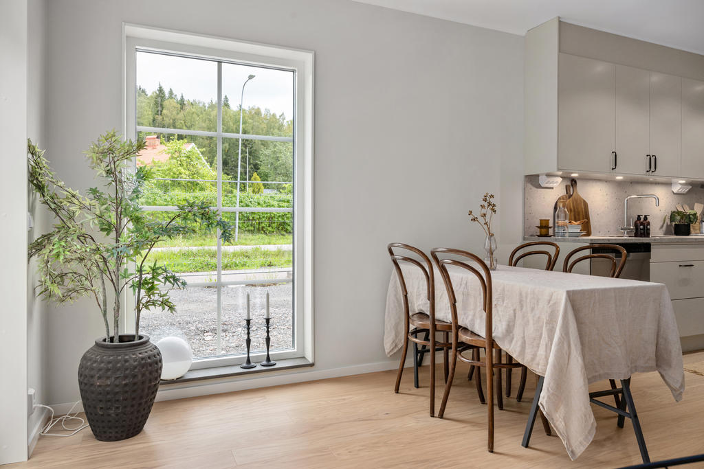 I hörnlägenheterna finns fönster på gavlarna.