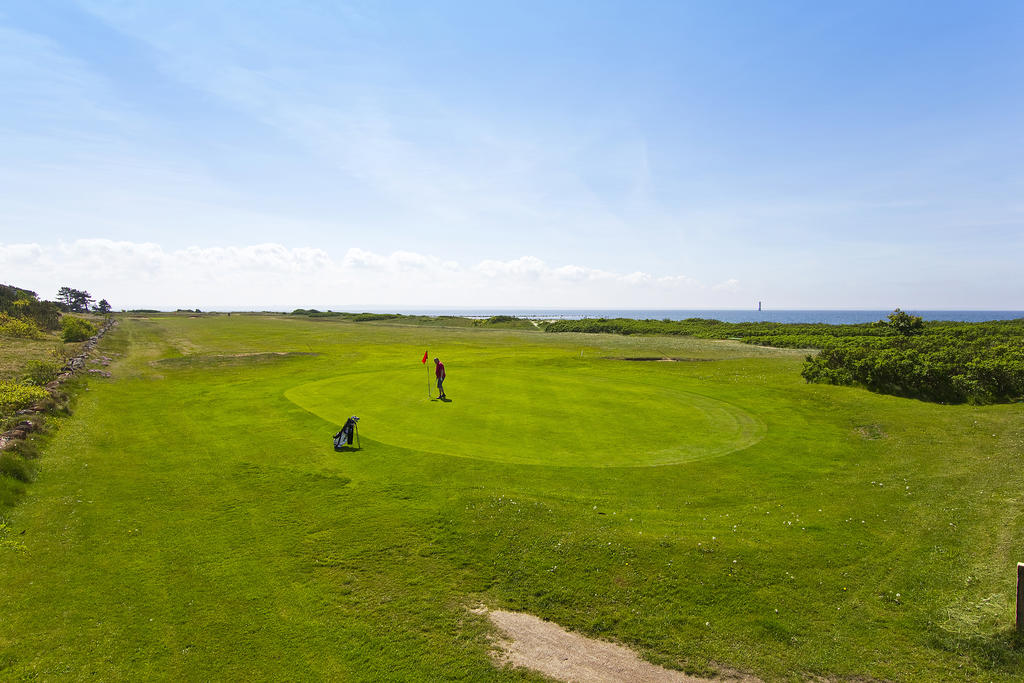 En av Skånes vackrast belägna golfbanor!