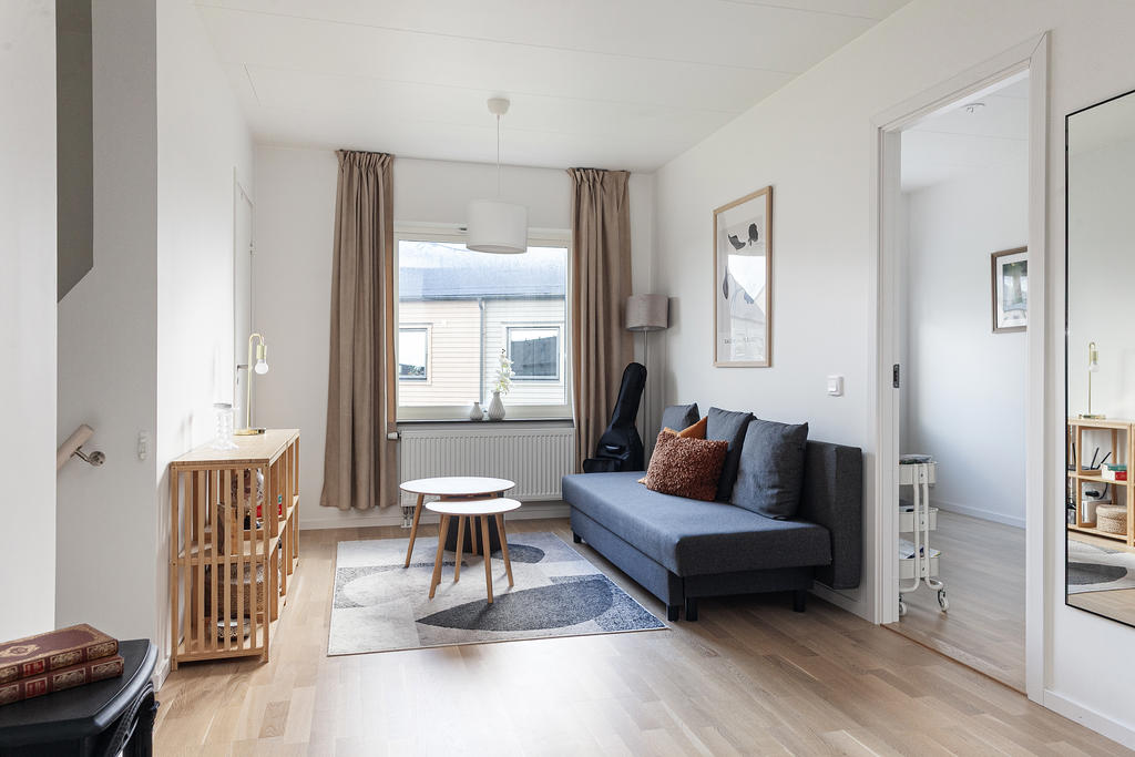 Härligt privat allrum eller för tonårshänget!