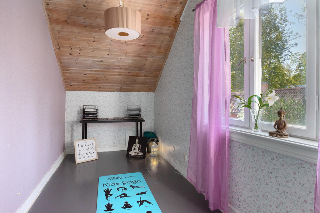Övre hall/kontor/rum