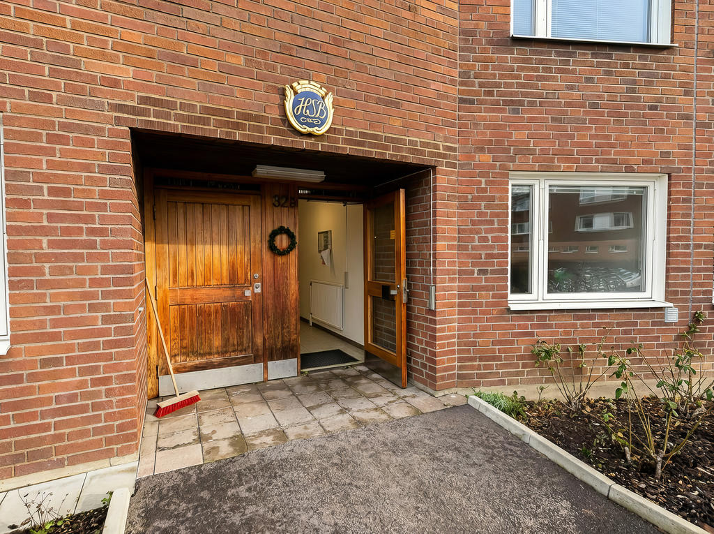 Entré till Sandgatan 32B