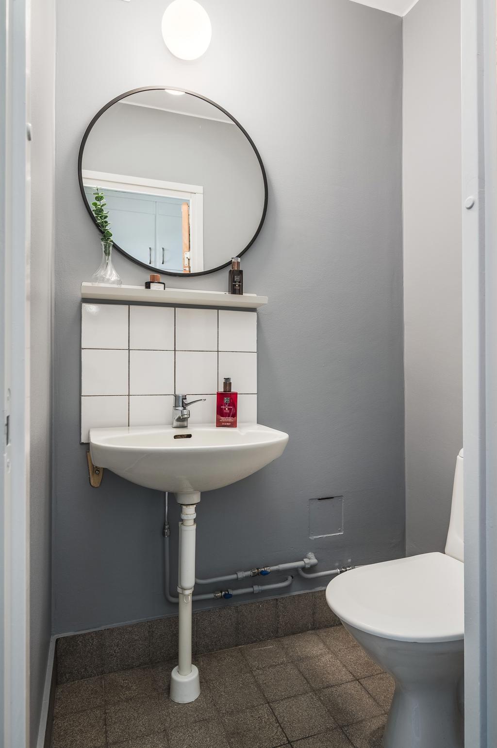 WC intill sovrum 3