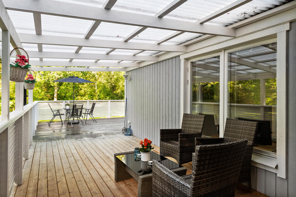 Altandäck under tak,  söder