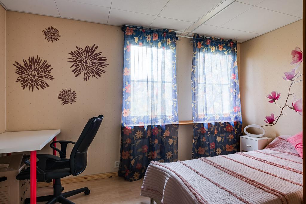 Sovrum 4 på övre plan.