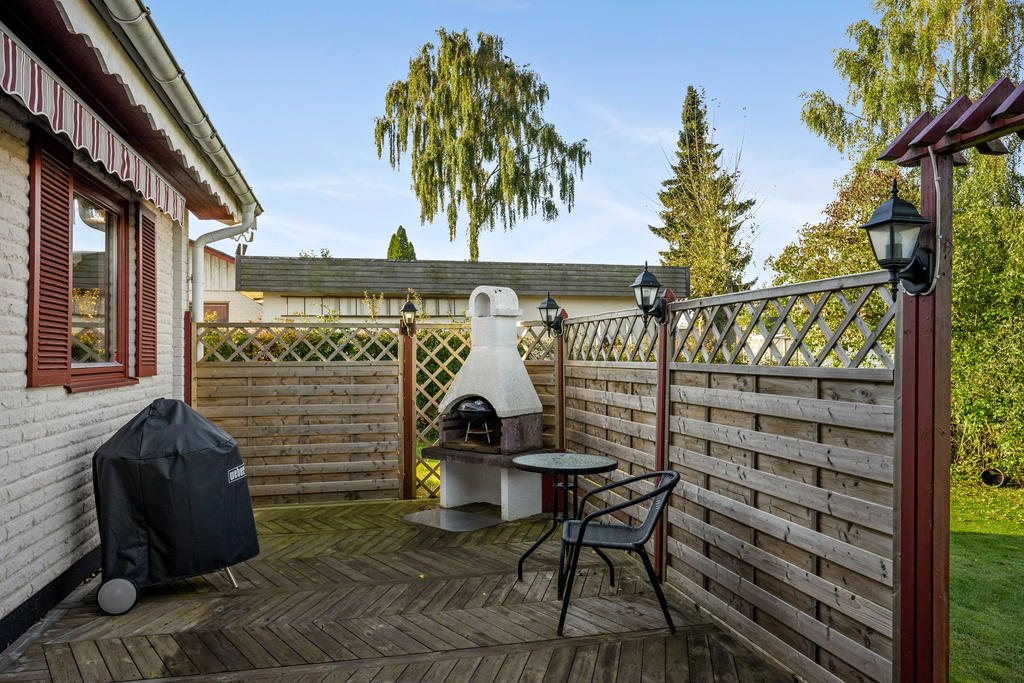 Tralldäck med grillhörna