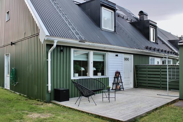 Auroravägen 53, ett trivsamt parhus i genomgående fint skick 
