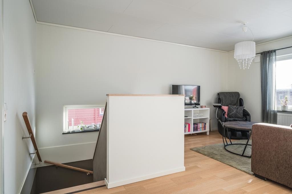 Allrum (kan byggas in till extra sovrum)