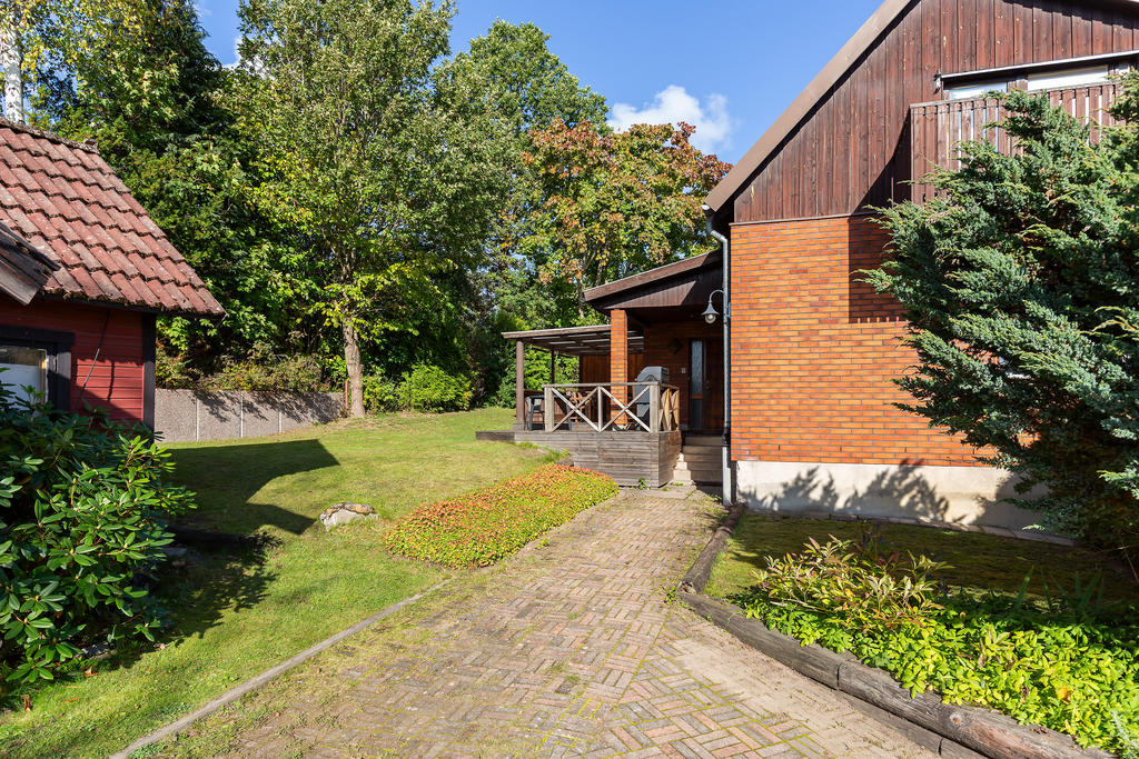 Bra insynsskydd mott grannen 