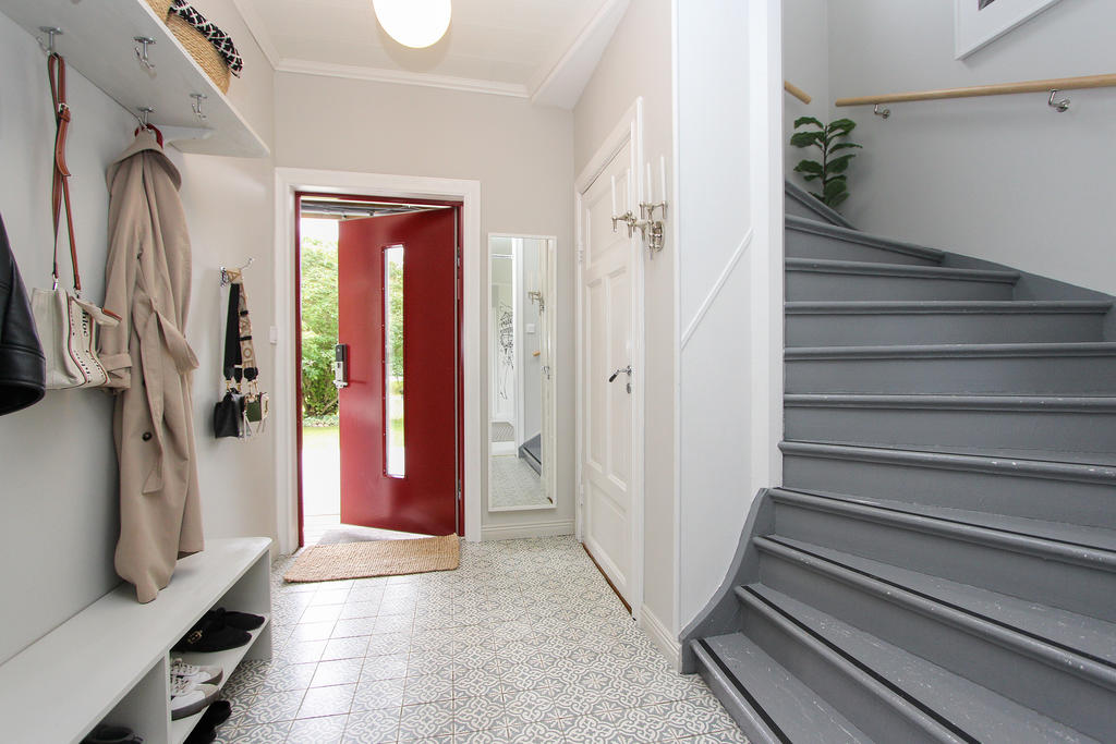 Hall