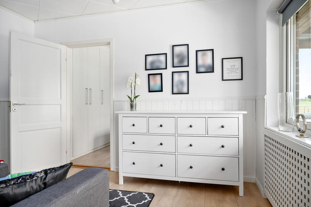 Sovrum/genomgångsrum