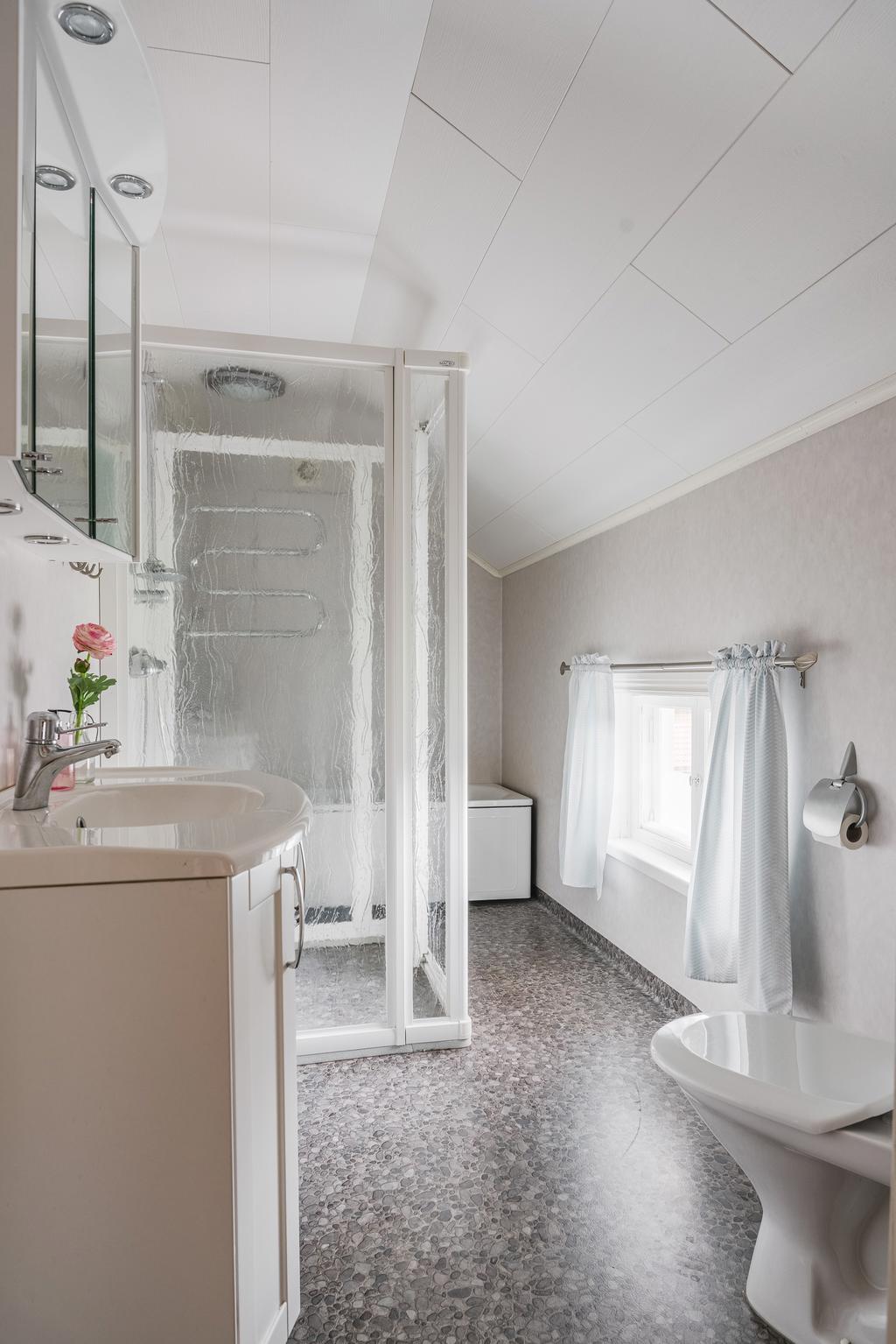 Badrum på övre plan.