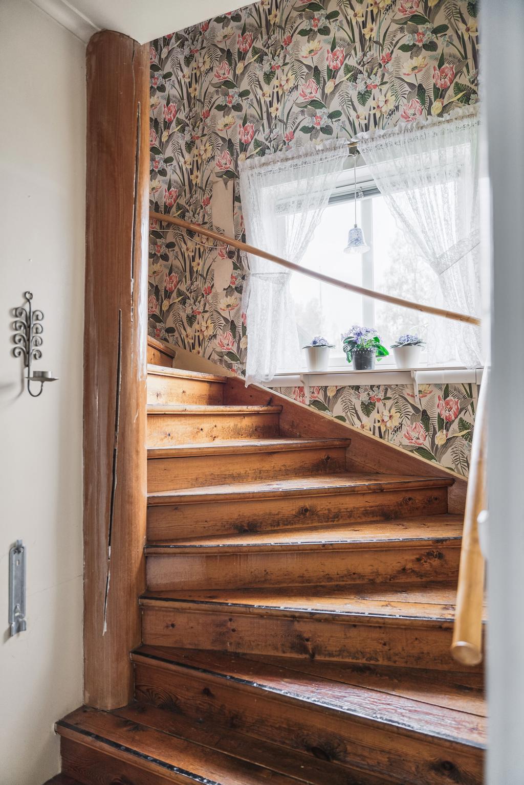 Välkommen upp till husets övervåning!