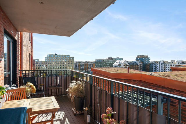 Hit kommer solen från ca lunch och varav till solnedgången sista strålar.