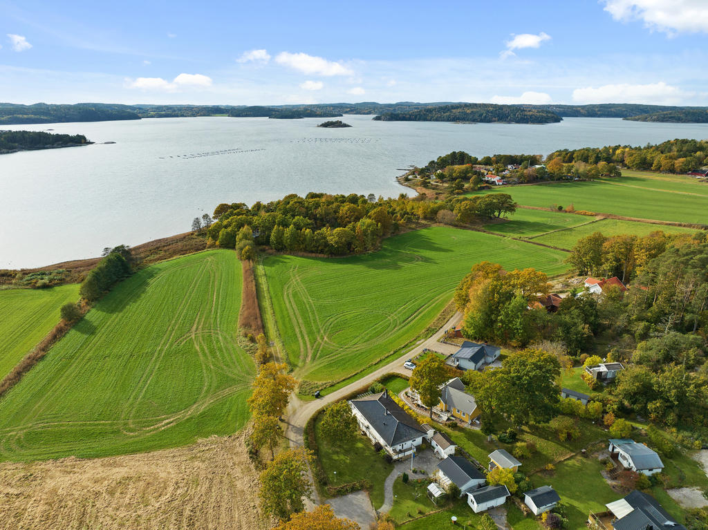 Här bor du nära havet med fina badplatser inom gångavstånd