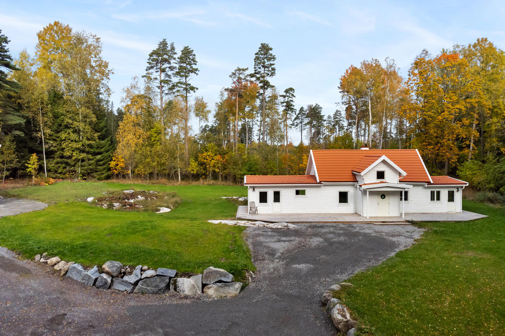 Exteriör. 