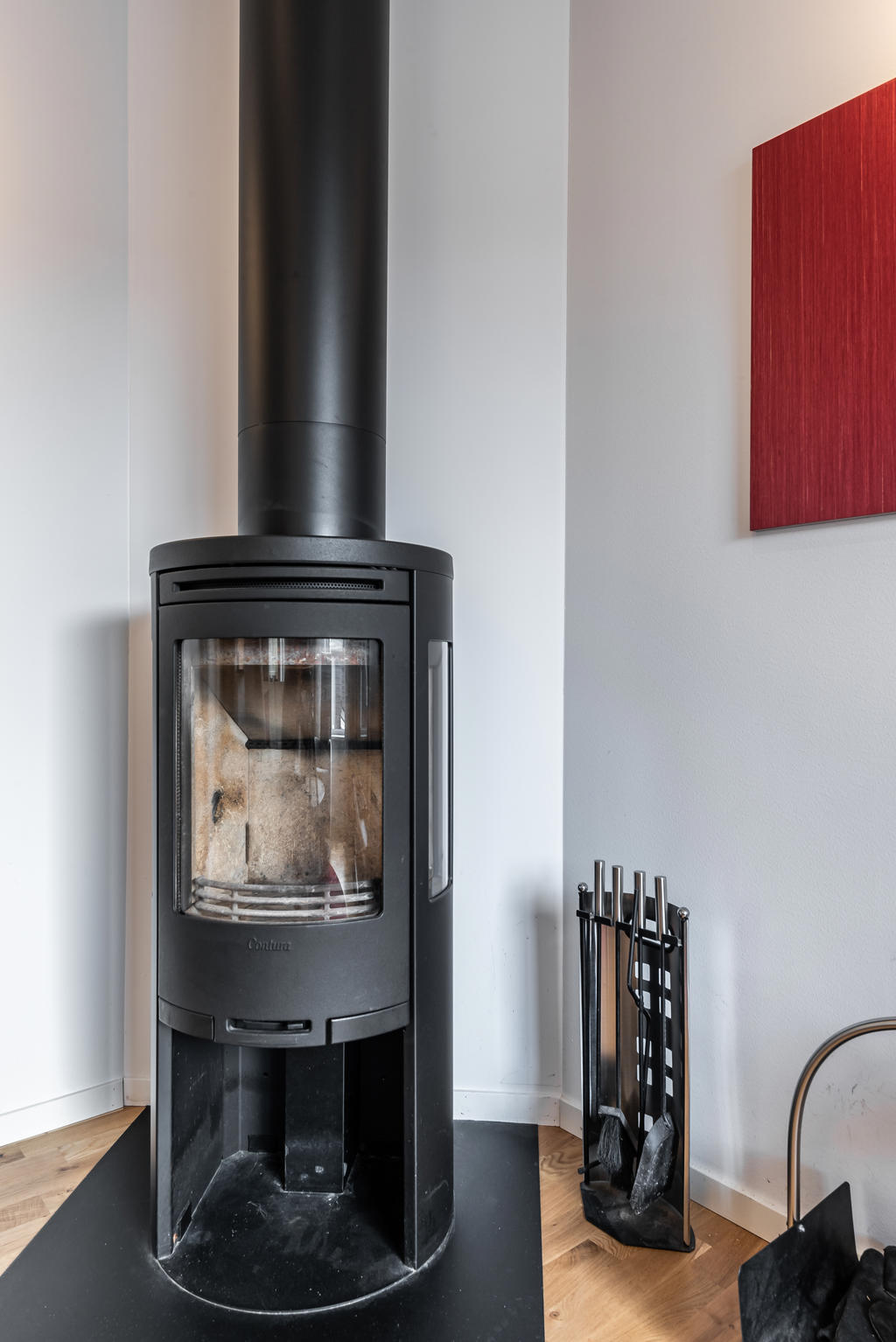 Bilderna kan vara från olika 76-80 kvm stora typlägenheter.