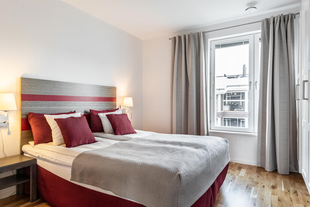 Bilderna kan vara från olika 76-80 kvm stora typlägenheter.