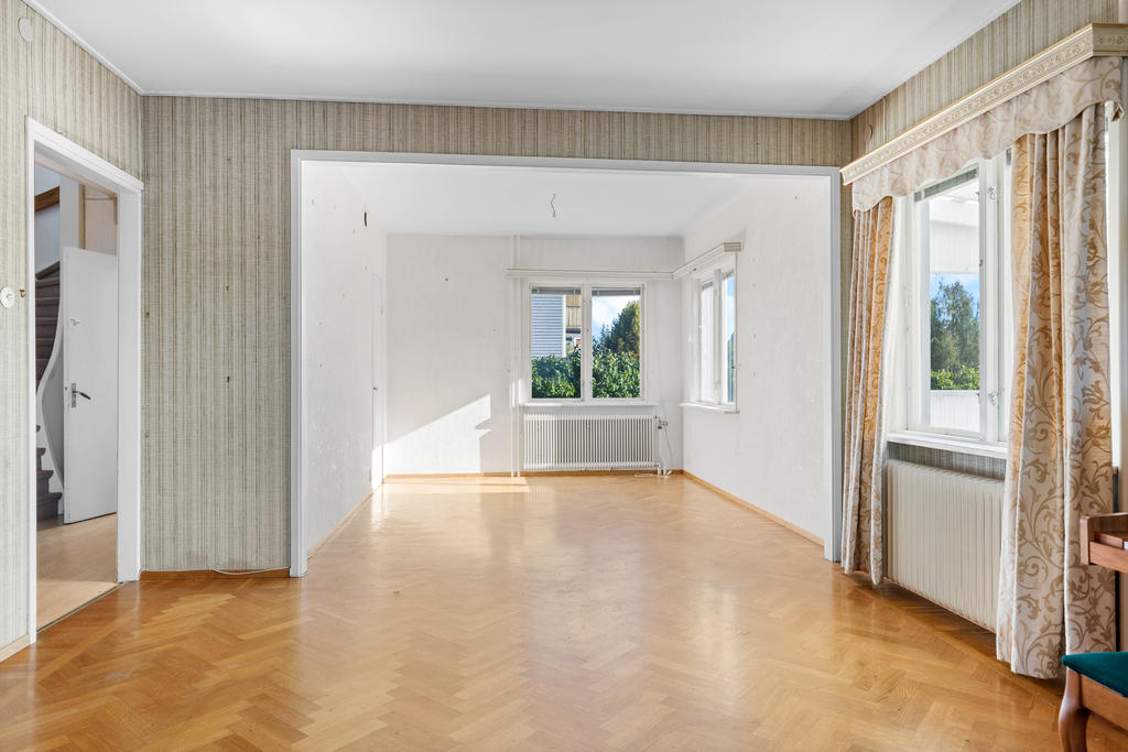 Möjlighet att dela av vardagsrummet till ytterligare ett sovrum