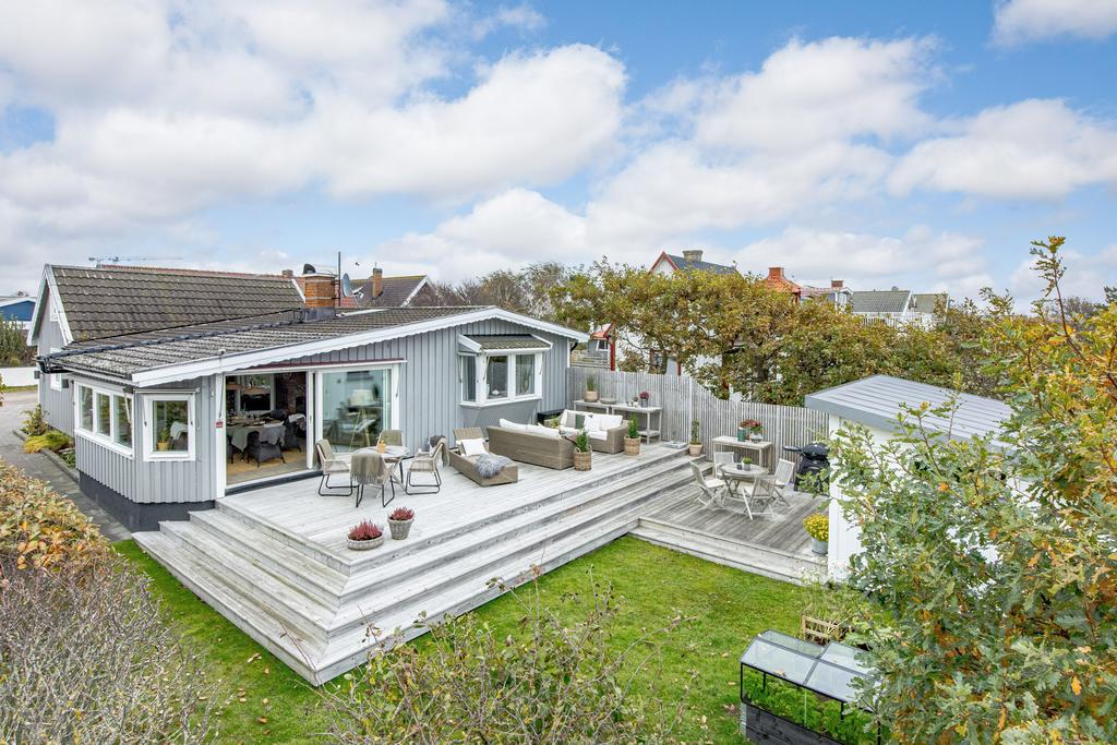 1-plans hus med loftvåning
