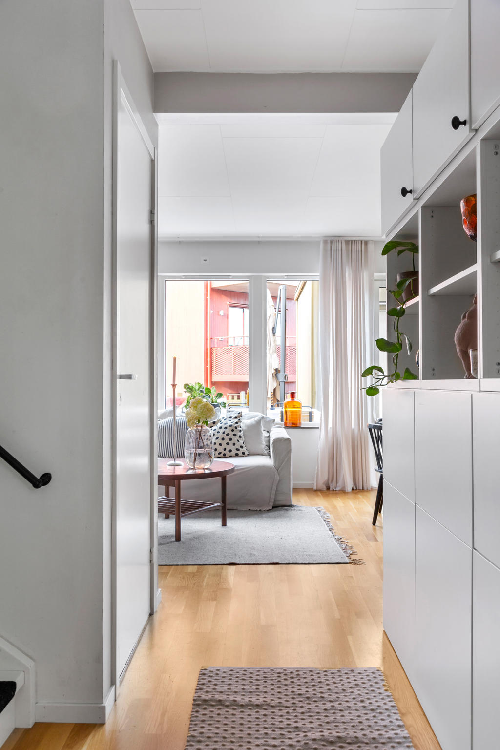 Del av hall på entréplan 