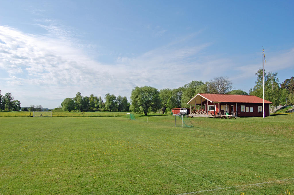 Adelsö idrottsplats