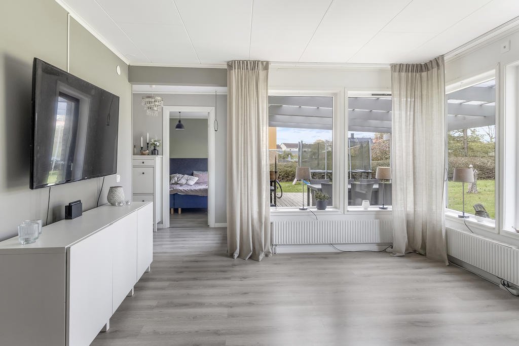 Ljusinsläpp från stora fönster