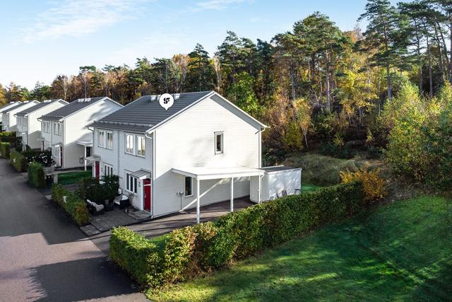 Välkomna till Slåttervägen 12A!