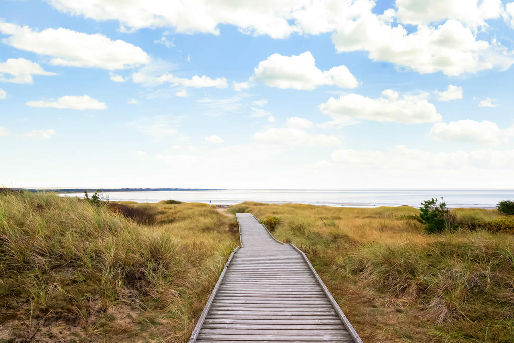 En av spängerna ner till stranden