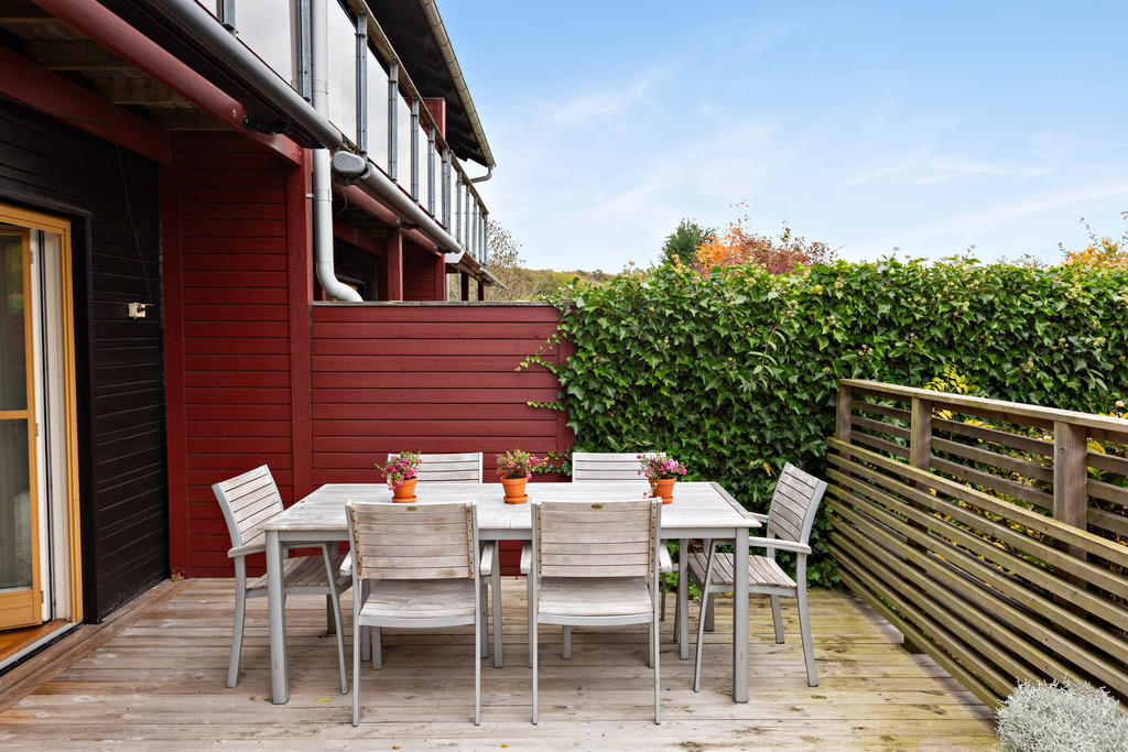 Stor uteplats i härligt solläge