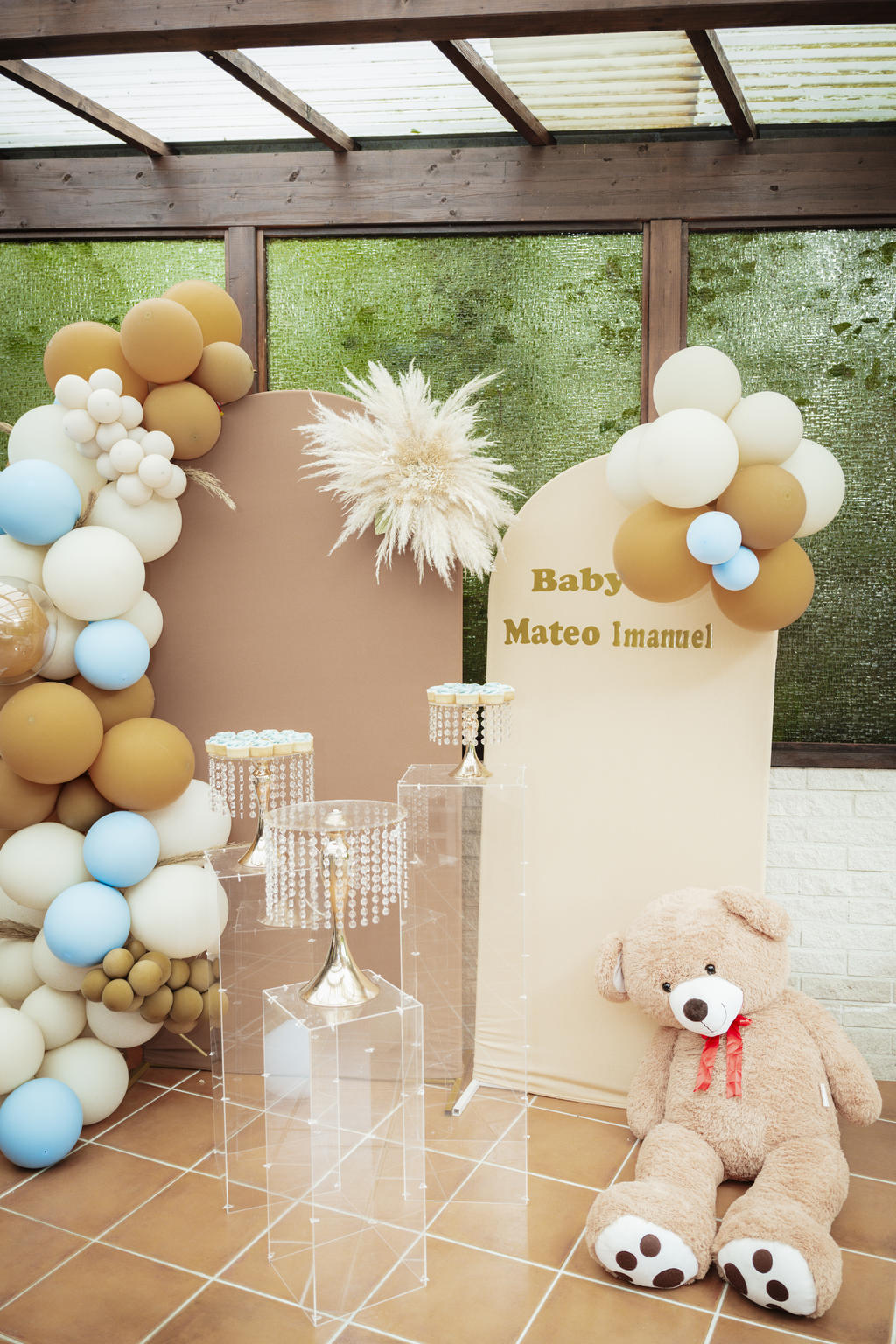 Säljarens bild. Uterummet har varit perfekt för kalas