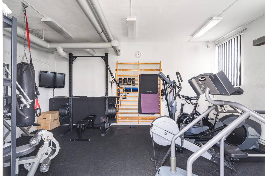 Gym i gemensamhetslokal