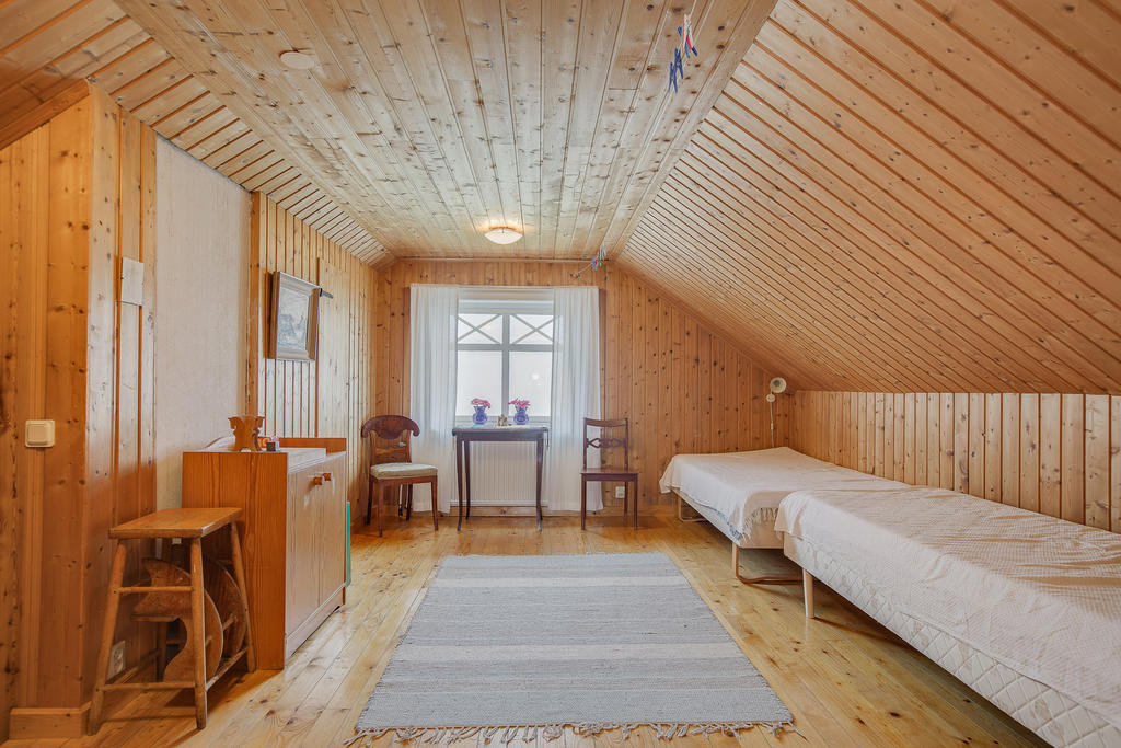 Allrum på det övre planet