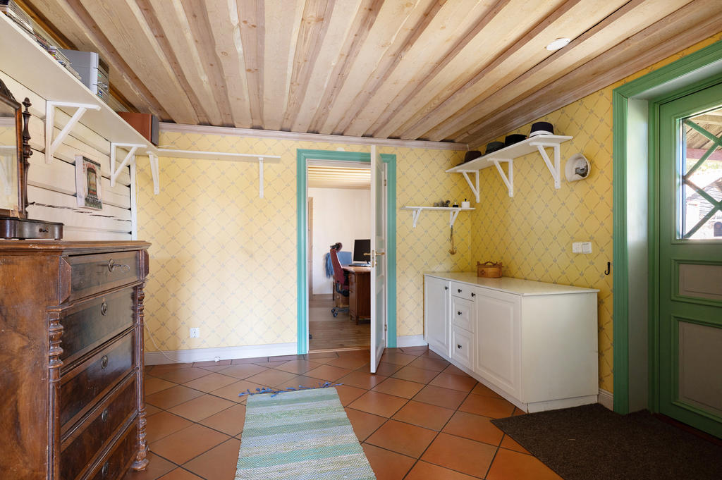 Hall
