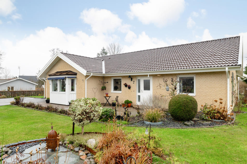 Enplansvilla med lantligt läge!