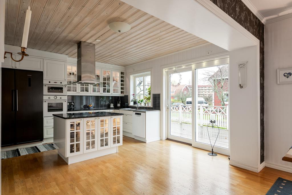 Utgång till altan från kök